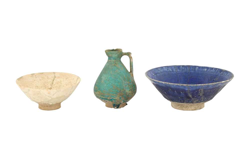 THREE PERSIAN POTTERY VESSELS Possibly Kashan, Iran, 12th - 13th century