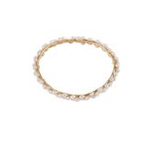 A FRESHWATER CULTURED PEARL BANGLE