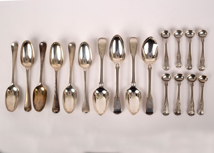 Six 18th Century silver tablespoons, Joseph Smith, London possibly 1732,