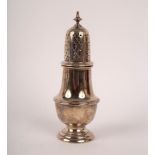 A George III style silver sugar caster, Deakin & Francis, Birmingham 1975, 18cm high,