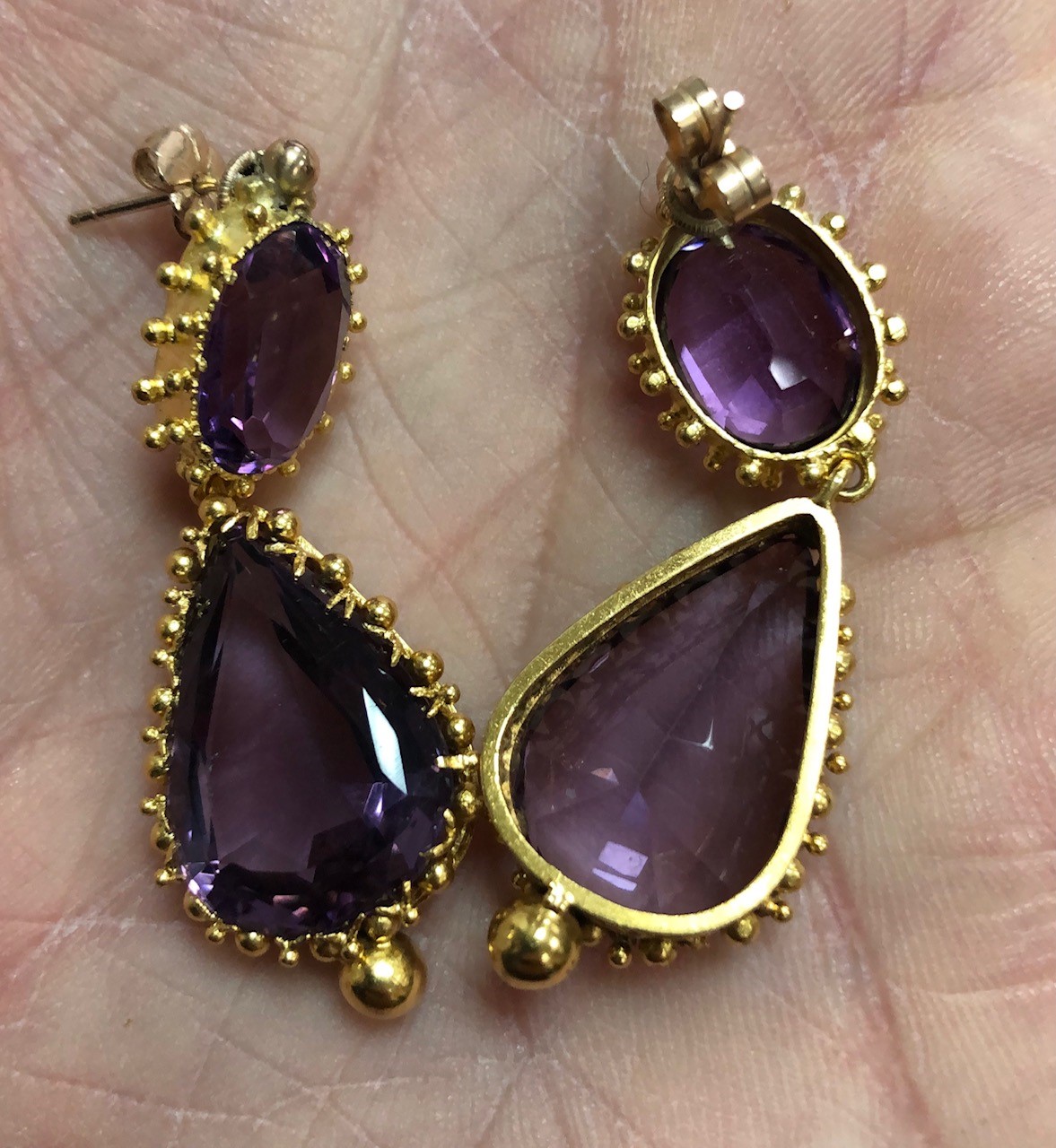 An early 19th Century amethyst necklace and matching ear pendants, - Image 5 of 7