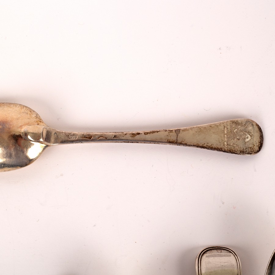 Six 18th Century silver tablespoons, Joseph Smith, London possibly 1732, - Image 2 of 2