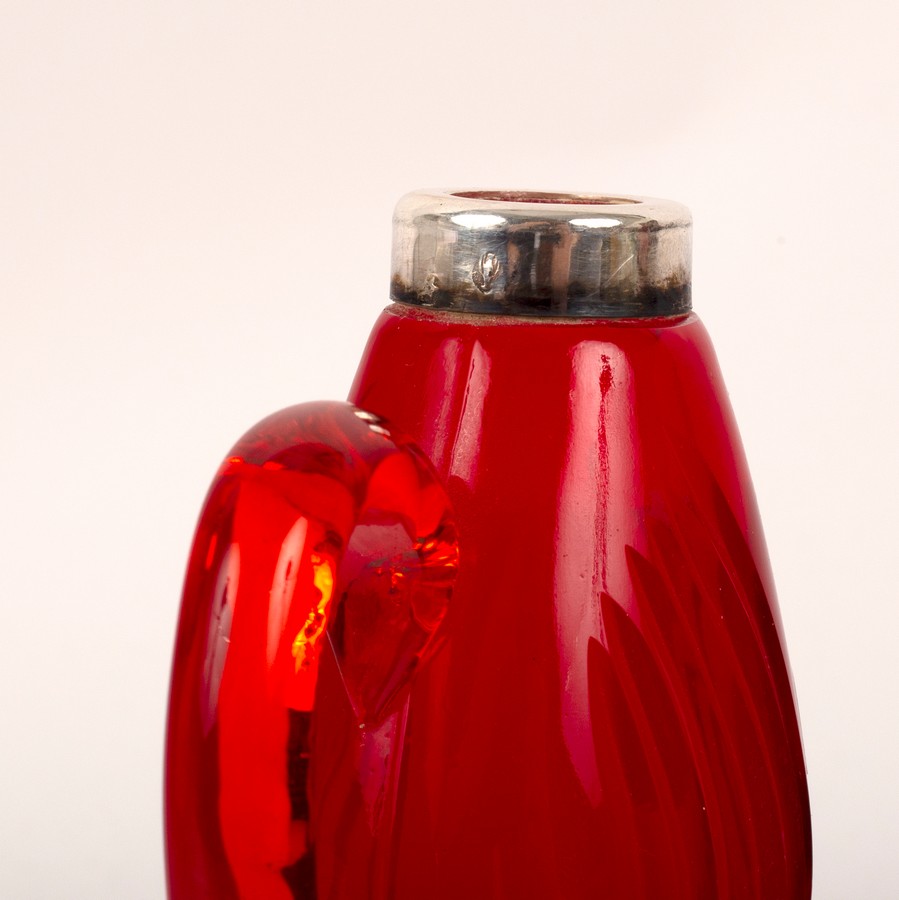 A pair of novelty oil and vinegar bottles of long crested eagle form, mounted in Spanish . - Image 2 of 2