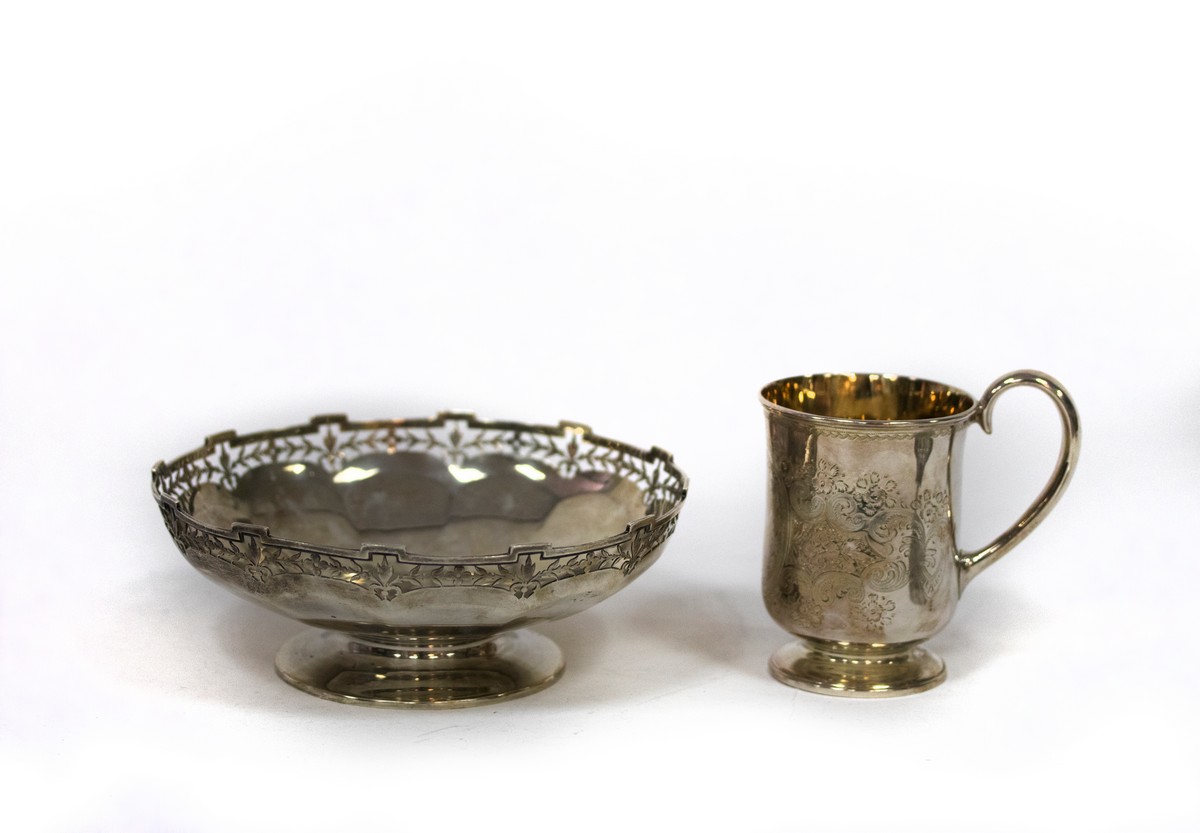 A silver Christening mug, Martin & Hall, Sheffield 1902, 11cm high and a silver bowl,