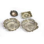 A pair of Victorian leaf-shaped silver bonbon dishes, import marks London 1894, 15.5cm long, a small