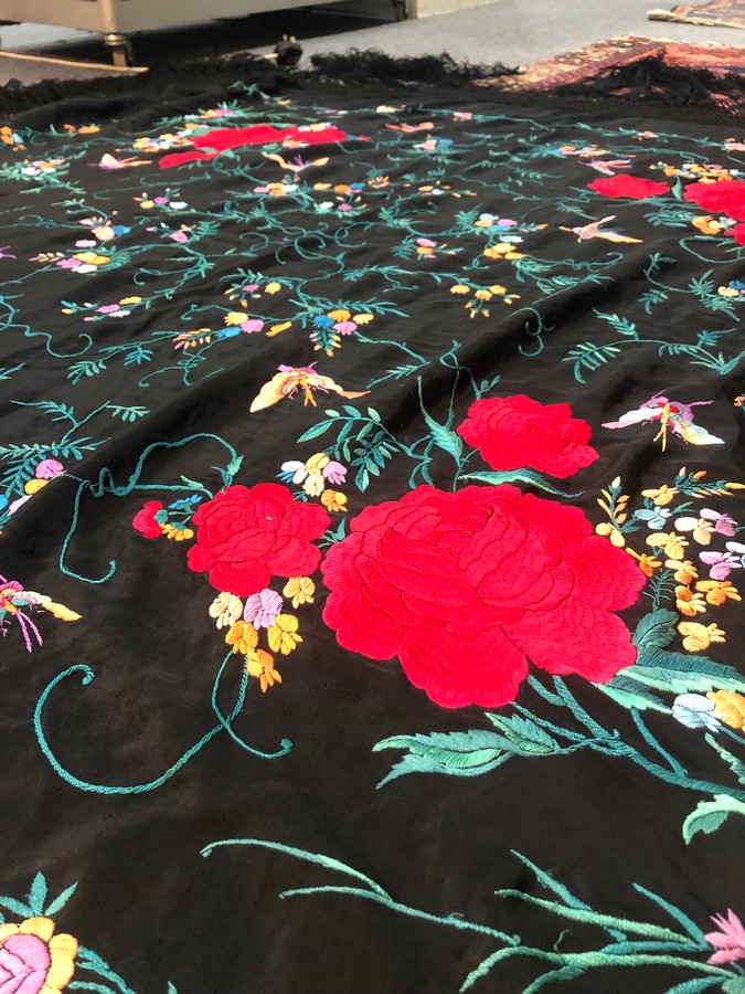 A Chinese silk shawl, - Image 4 of 7