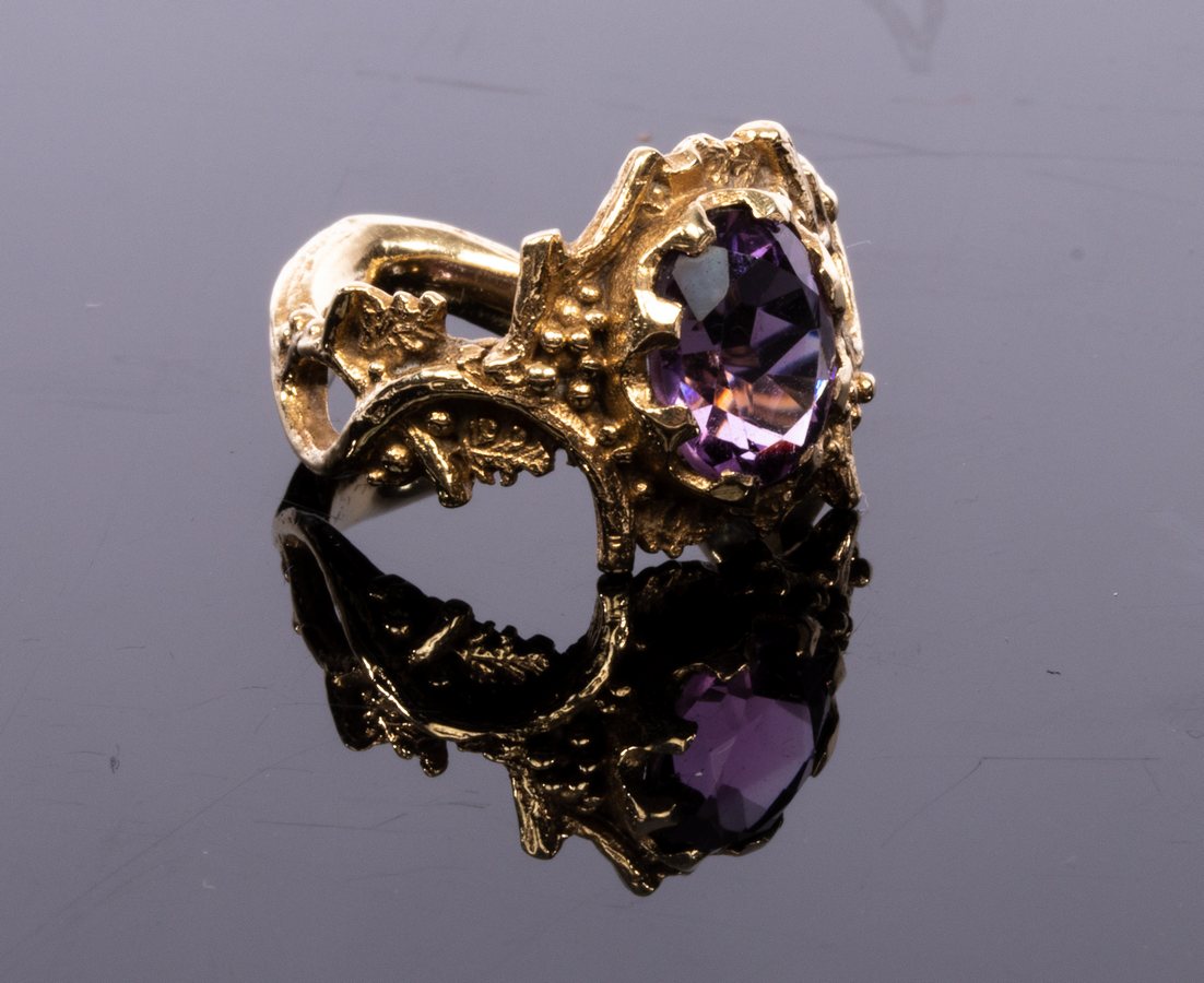 A 1960s 9ct gold and amethyst ring, of modernist design with scrolling vines, - Image 2 of 4