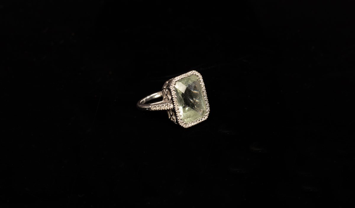 Kiki McDonough, a green amethyst and diamond cluster ring, - Bild 5 aus 5