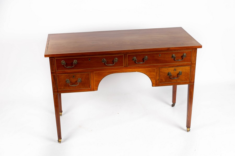 A 19th Century mahogany kneehole dressing table,