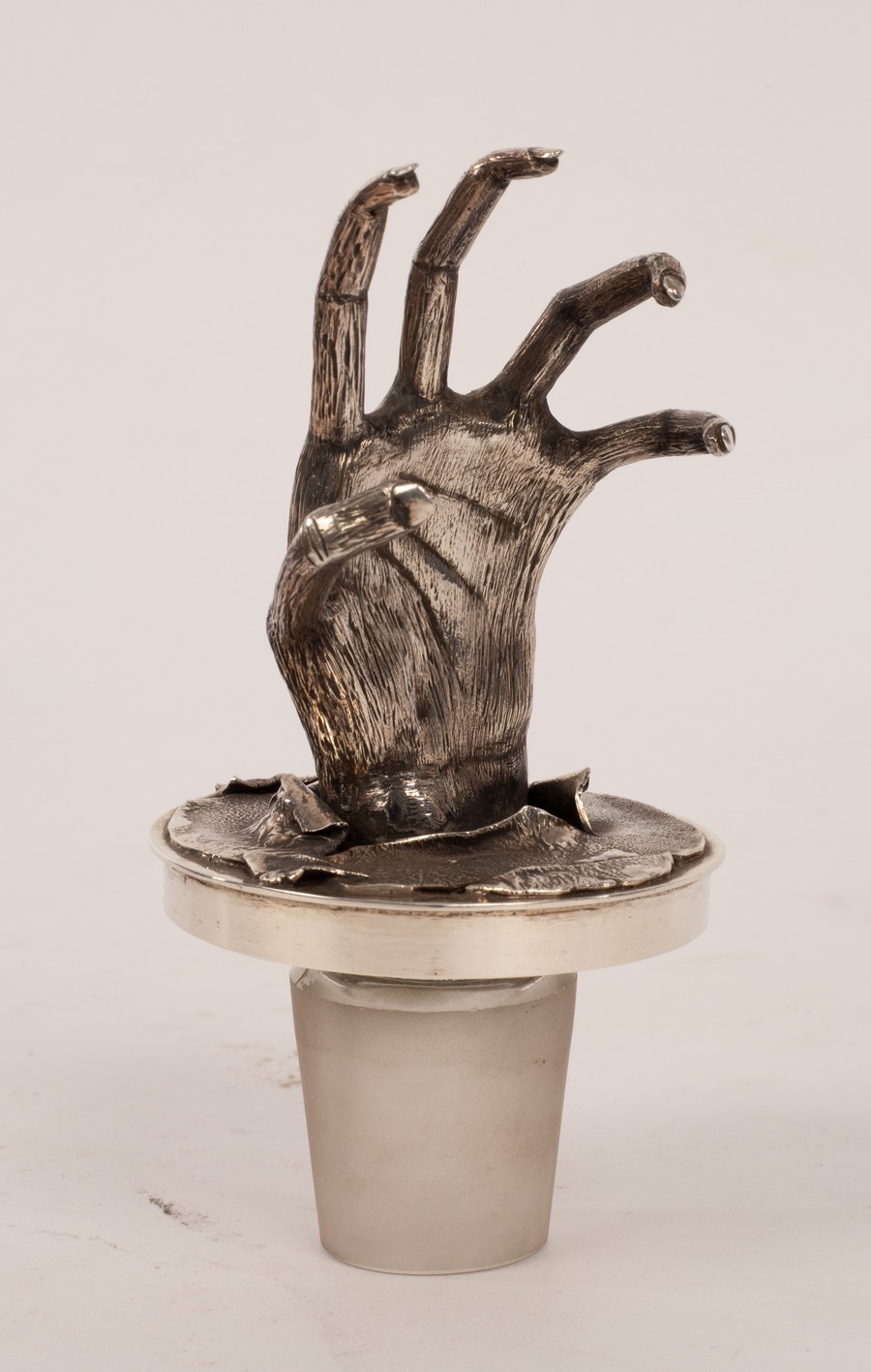 A silver decanter stopper, LCC, London, - Image 2 of 2