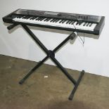 Roland Juno G synthesizer and stand (medi 2)