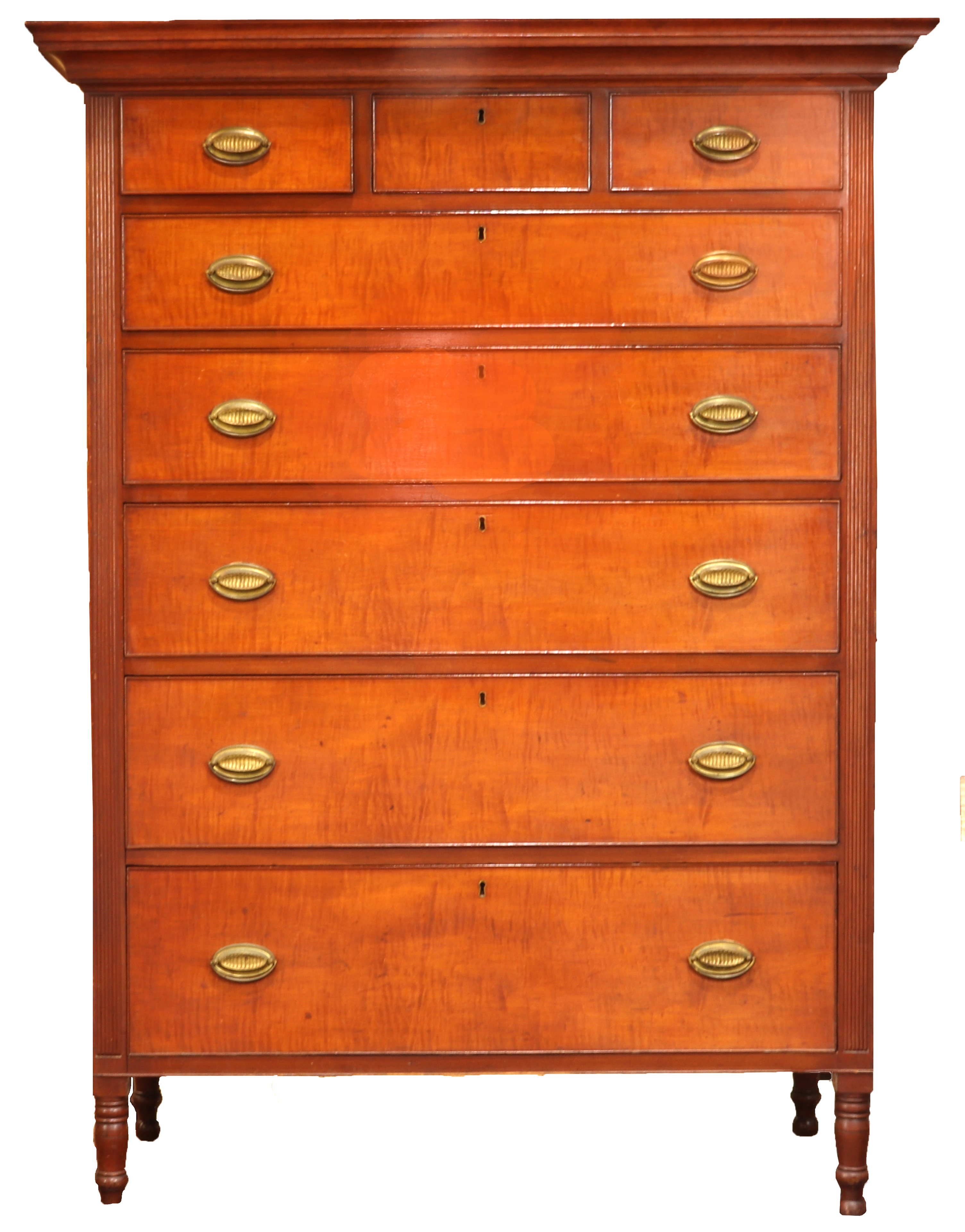 An American Federal cherry chest of drawers - Image 3 of 8