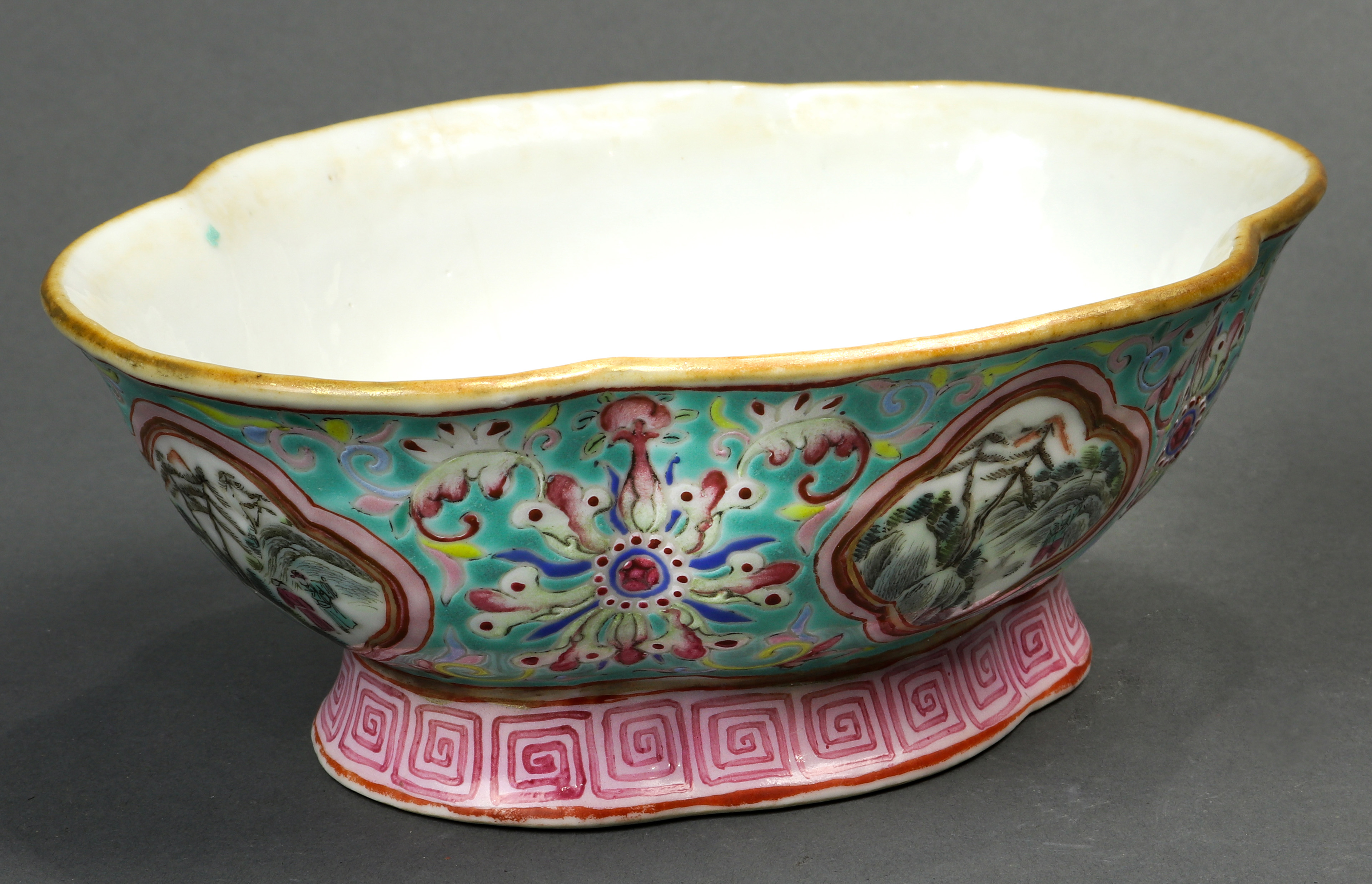 A Chinese Famille Rose turquoise ground pedestal dish - Image 2 of 3