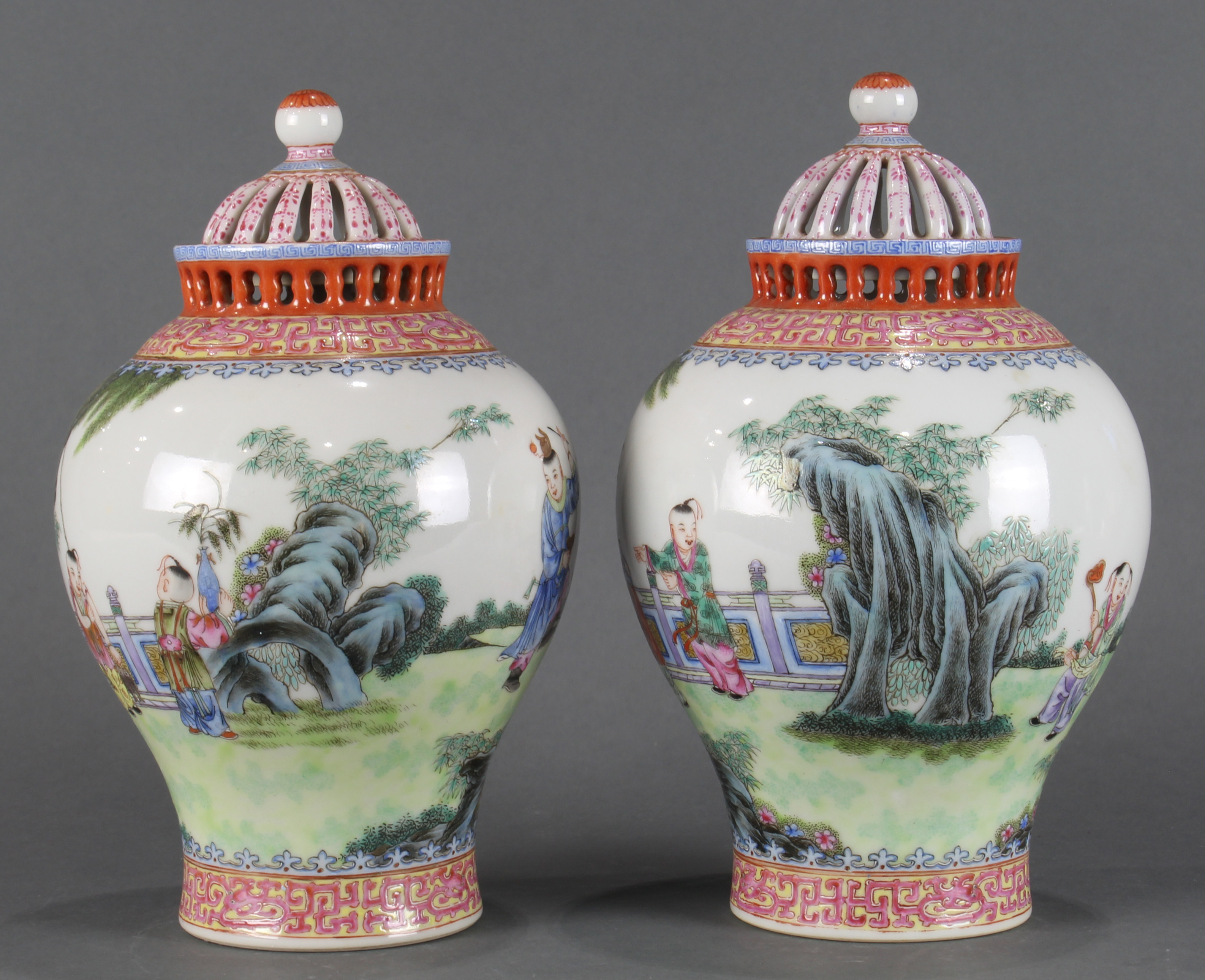 A pair Chinese Export Famille Rose potpourri jars - Image 4 of 5