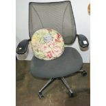 Humanscale Liberty swivel chair