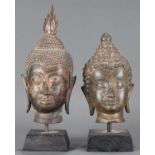 A (lot of 2) Thai Sukhothai style bronze heads of Buddha