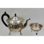 A 1904 Edwardian two piece Birmingham silver tea s