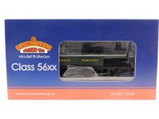 A boxed 00 gauge Bachmann model train: BM 32-078 C