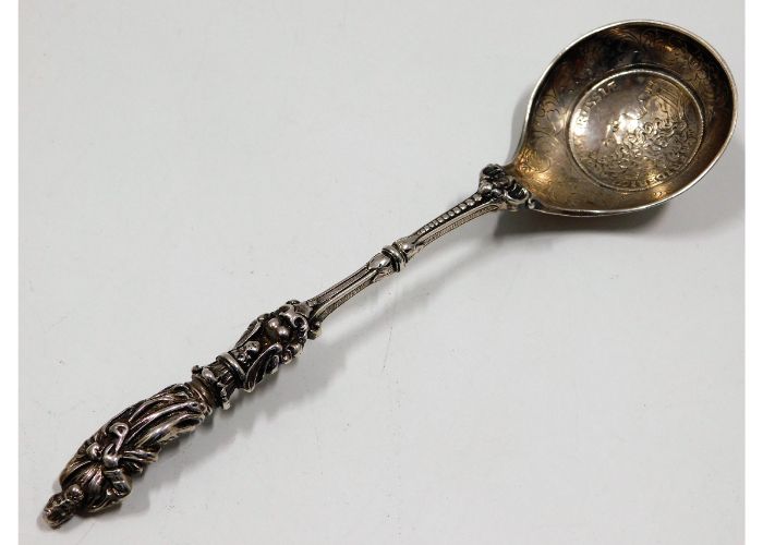 A large continental silver apostle spoon with Fred