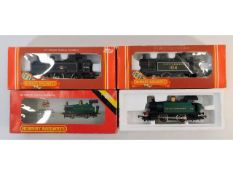 Three boxed 00 gauge Hornby model trains: R077 GWR