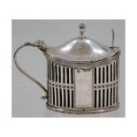 A late Victorian 1901 London silver mustard by Tho