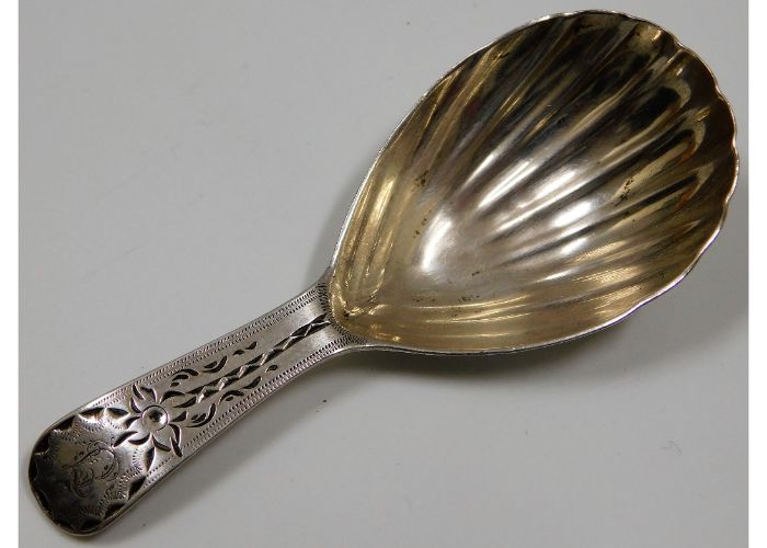 A Georgian London silver caddy spoon with shell st
