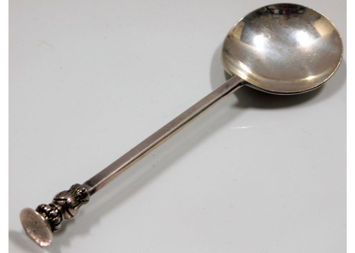 An Edwardian silver Elizabethan seal spoon by Thom