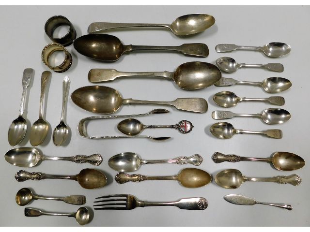 A quantity of mixed silver flatware 780g