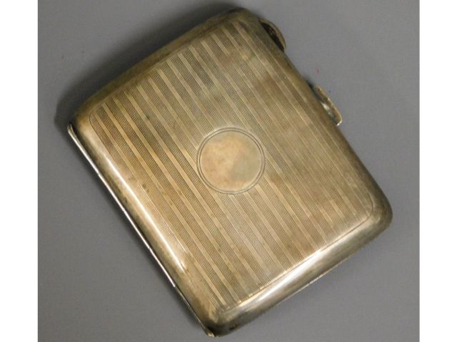 A 1921 Birmingham silver cigarette case by Neale &