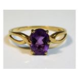 A 9ct gold ring set with amethyst, size L/M, 1.4g