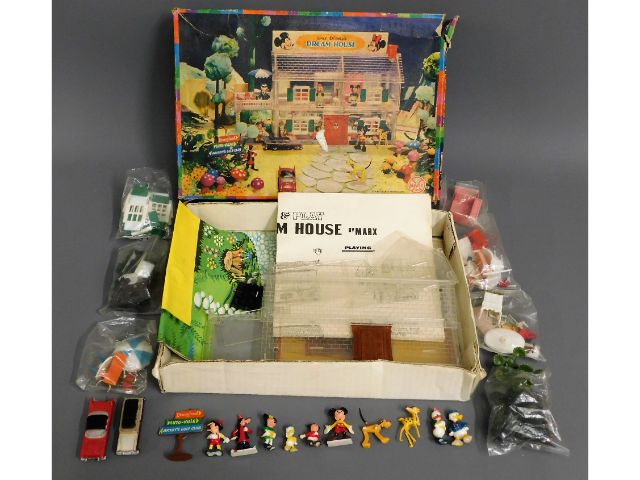 A boxed vintage Walt Disney Dream House game