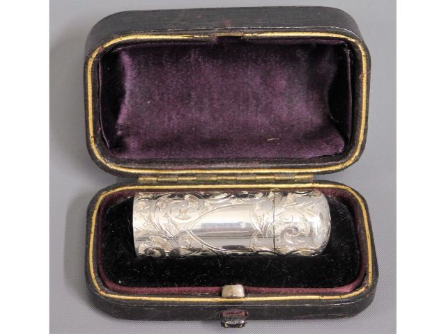 An 1890 late Victorian cased Birmingham silver per