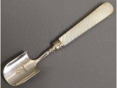 A George III 1816 Birmingham MOP mounted silver stilton scoop, 6in long