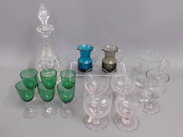 A quantity of mostly antique glassware including a