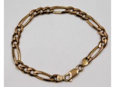 A 9ct gold bracelet, approx. 7.25in long, 11g