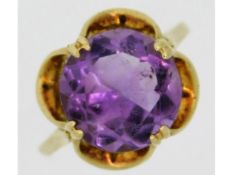 A 9ct gold ring set with amethyst, 3.3g size O/P