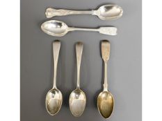 A silver kings pattern teaspoon twinned with four