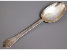 A Queen Anne, 1703, Exeter silver trefid spoon by