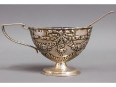 A late Victorian, 1899 Birmingham silver salt with