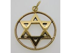 A 9ct gold framed Star of David pendant, 7g, 30mm