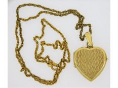 A 9ct gold chain & locket, chain 20in long, 8.5g
