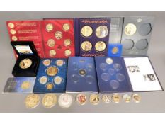 A mixed quantity of crowns & coins commemorating t