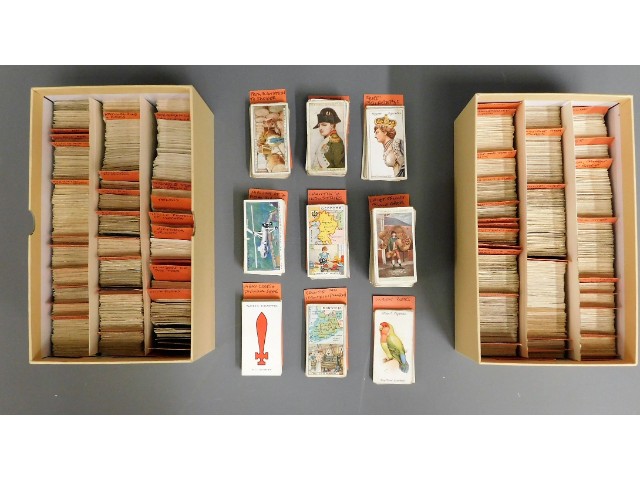Approx. 3000 John Players cigarette cards, subject