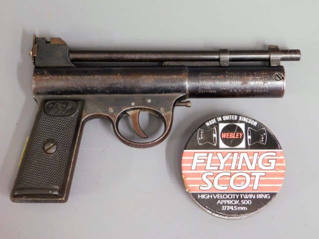 A Webley MkII 0.177 air pistol