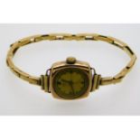 A ladies 9ct gold Martyns of Looe wrist watch & st