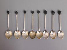 Eight 1931 Birmingham silver coffee bean spoons by