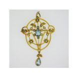 An Edwardian 15ct gold pendant/brooch set with nat