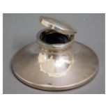 A London silver capstan inkwell, rubbed 232g inclu