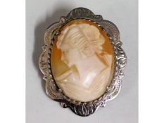 A Birmingham silver mounted cameo brooch