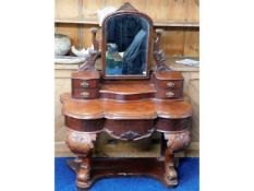 A Victorian mahogany veneered dressing table a/f, 57in high x 45.5in wide £20-30